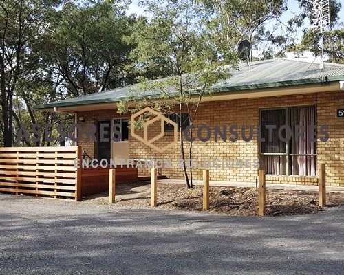 Kyneton Bushland Resort 1 0830E01L