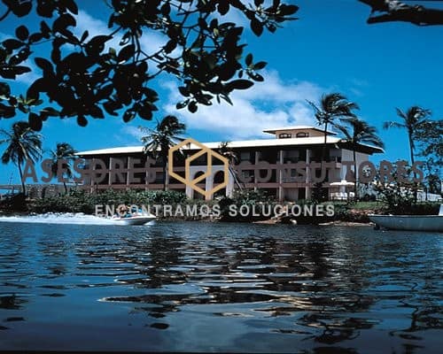 Riverside Hotel 3 4014E01L